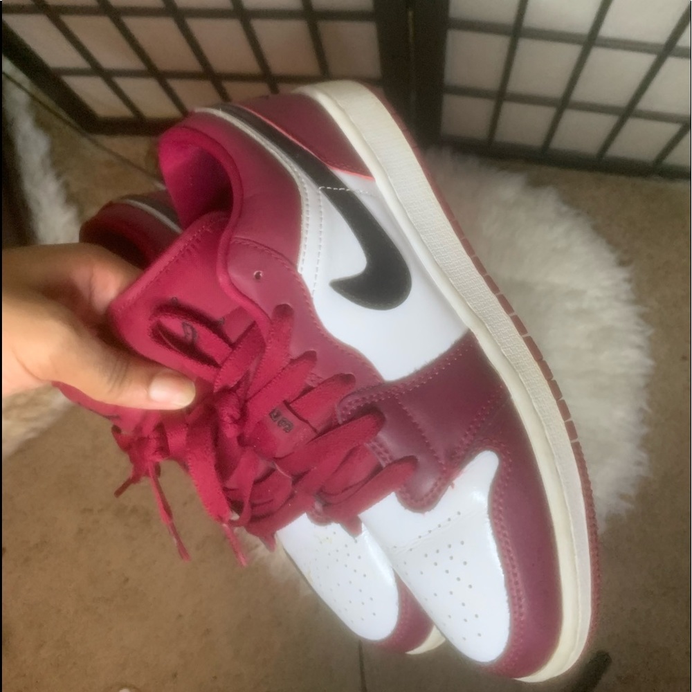 Nike 1s